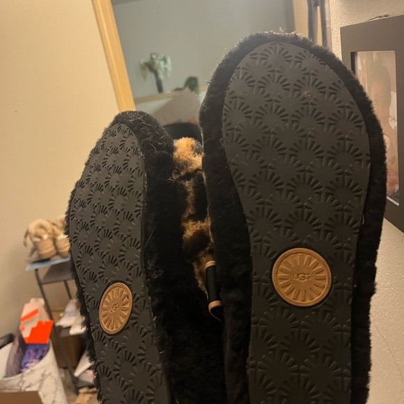 Ugg sandals - Picture 5 of 5